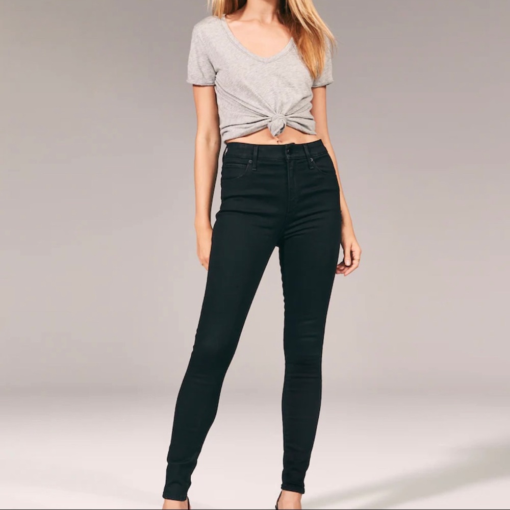 A& F Super High rise black skinny jeans